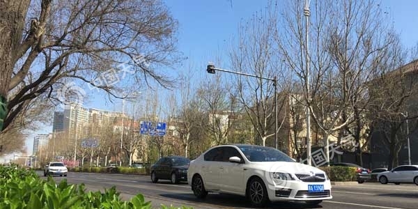 河北各地升温势头强劲 早晚温差大仍需保暖