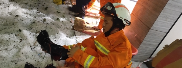 贵州玉屏县遭冰雹袭击-图5