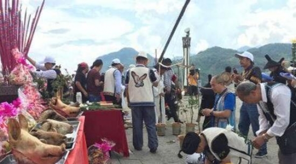 清明扫墓祭奠高峰将至 厦门增开3条临时专线