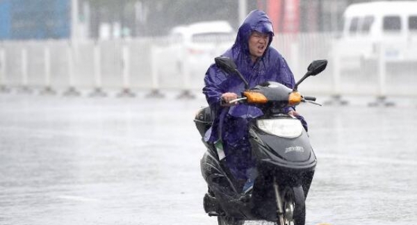 明后江西北部大暴雨 省会南昌气温仅19℃