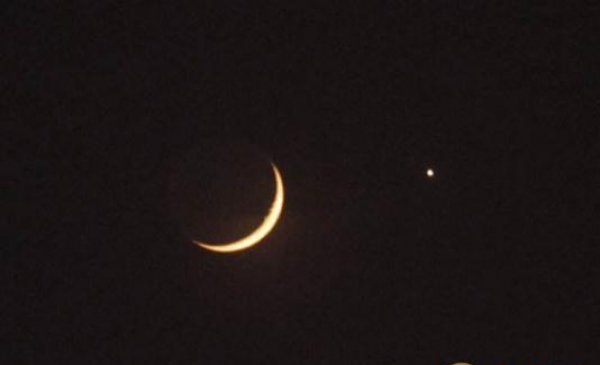 木星合月怎么形成的 今晚木星合月几点出现2019