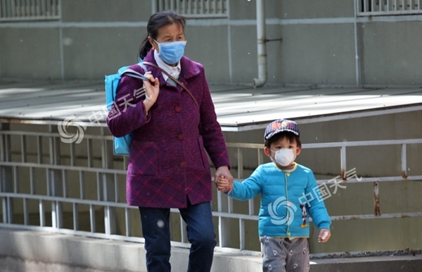 警报！2019杨柳絮预警地图出炉 看看你家啥时候飘？