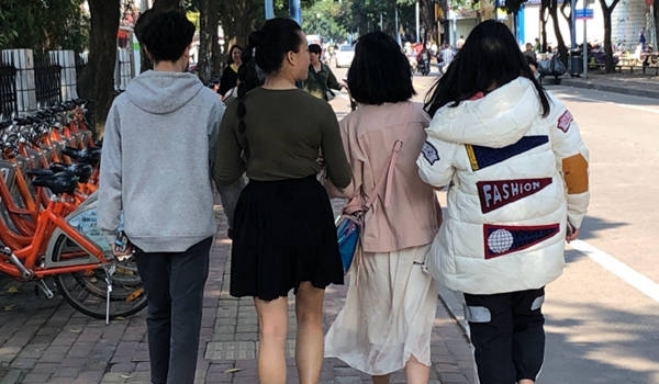 今天30℃明天15℃ 妈，我到底该穿啥？-图1