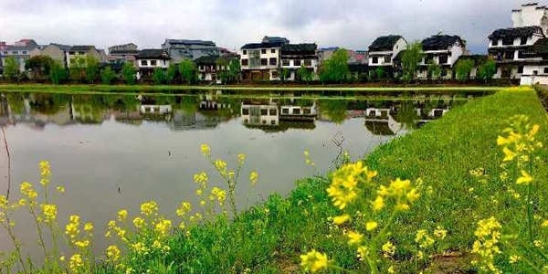 湖南较强降雨来袭局地暴雨 明天气温“滑滑梯”降超15℃