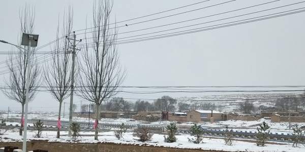 山西多地最低温跌至冰点下 大同广灵积雪难化-图7
