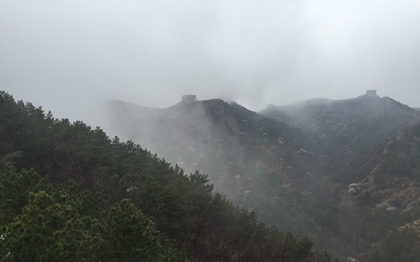 雾锁金山岭长城  “巨龙”气势磅礴-图6