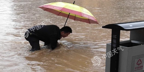 周末南方降雨不休假 北方大部周日转晴