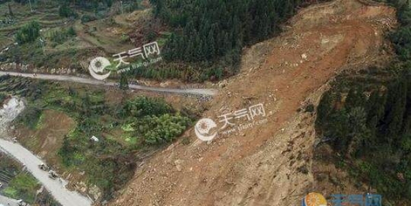缅甸北部克钦邦突发山体滑坡 数十人死亡
