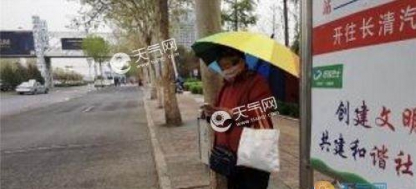 江南成最新降雨中心 东北华北冷空气影响剧烈