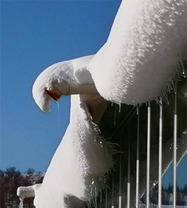 河北丰宁积雪路滑 道路通行受阻-图3