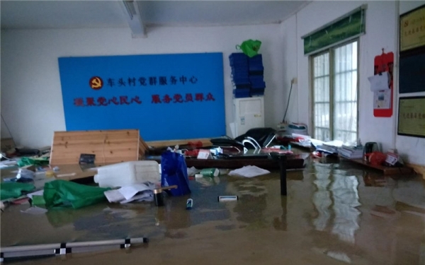 短时大暴雨！广东清远桥梁被洪水冲断-图5