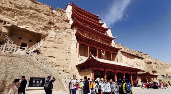五一假期出游热 景区人从众-图7