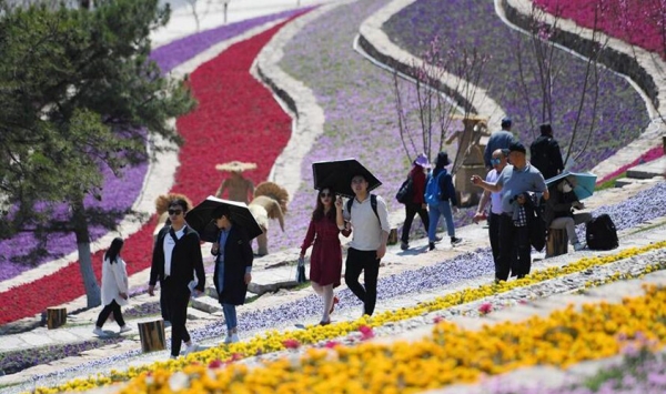 五一假期出游热 景区人从众-图10