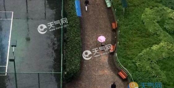重庆降雨日数高达13天 未来三天局地仍有阵雨