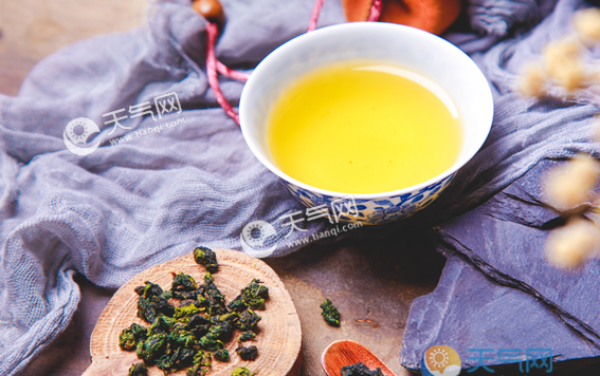 菊花普洱茶的功效与作用 菊花普洱茶减肥吗