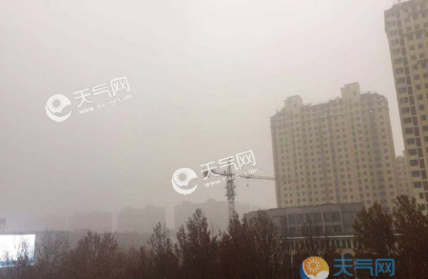 东北华北现8级大风和降温 华南南部有暴雨袭击