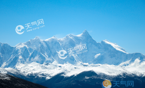 珠穆朗玛峰图片 壮观的珠峰峰顶全景图集