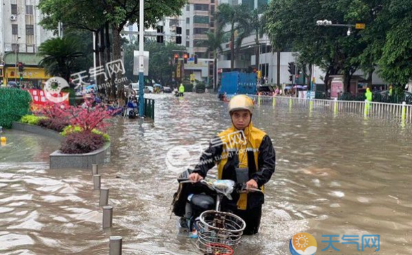 广东粤北珠三角大雨持续 省会广州中雨至少有3天