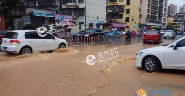 福建继续大范围强降雨 福州气温27℃体感凉爽