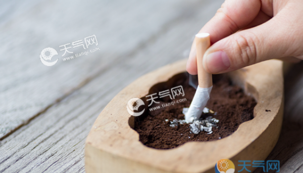 二手烟吸多了什么症状 吸二手烟半年会怎么样