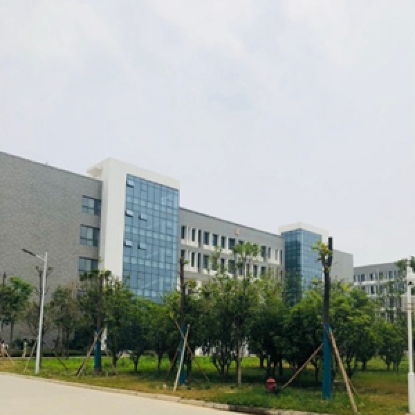 开心度周末 河南全省晴间多云 部分地区出门需防风