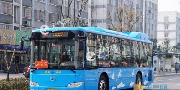 距离高考仅剩4天 南昌多条公交线路调整