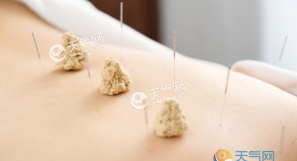 三伏天艾灸注意事项 三伏天怎么用艾灸比较好