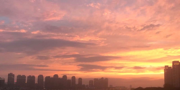 福州久雨逢晴  晚霞和彩虹惊艳了天空-图1