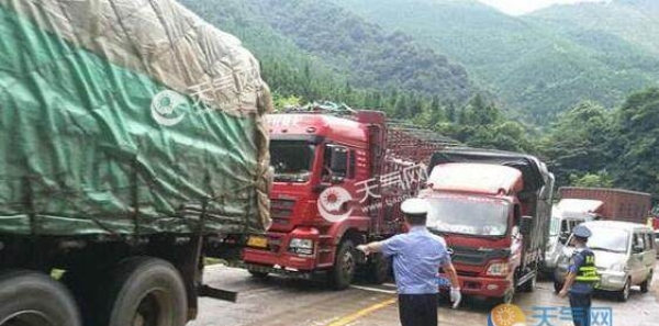 福建鹰潭暴雨多条乡村道路受损 目前已抢通6处塌方路段