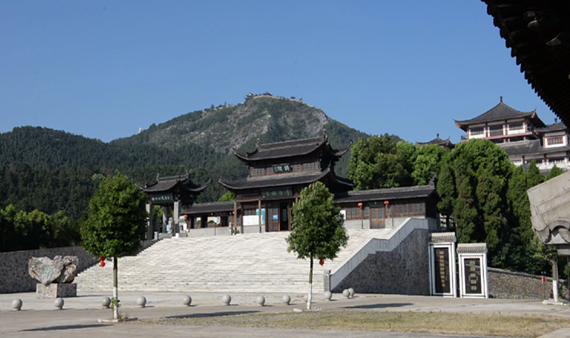 天气旅游 白兆山李白文化旅游区  李白纪念馆以"一代诗仙,永远的李白"