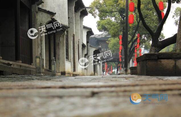 回南天与梅雨天区别 梅雨天和回南天哪个严重