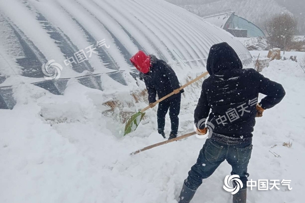 东北仍有强降雪 江南华南降温超10℃