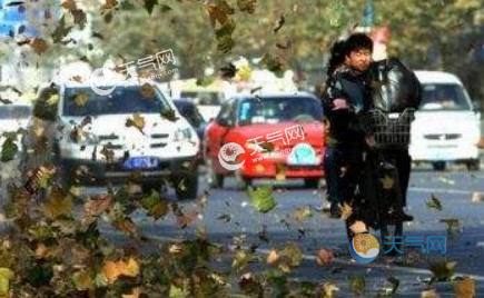 青藏高原和华西有大雨 西北中东部等地降温4-6℃