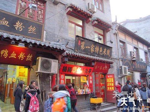 山东当地人去的小吃街 山东有名的小吃街在哪