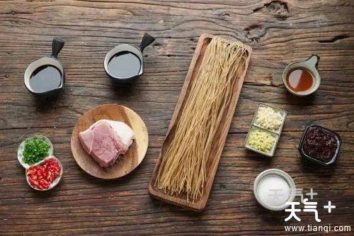蚂蚁上树怎么做才好吃 正宗蚂蚁上树的做法