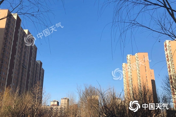 北京今天大风呼啸气温上升 明夜有雨山区有雨夹雪