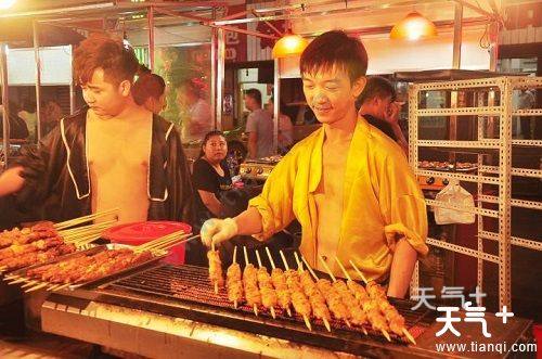 沈阳夜市小吃一条街哪里最火