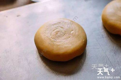 月饼的做法大全 在家如何做月饼