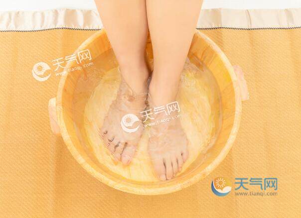 大寒泡脚养生 大寒时节泡脚必知的常识
