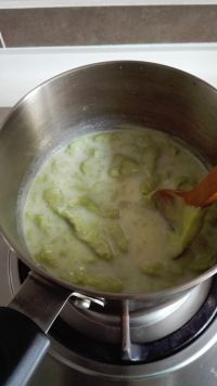【手工美食】牛油果布丁的做法步骤7