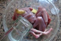 香菜蒸鹌鹑的做法步骤3