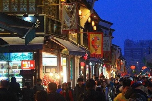 杭州小吃街哪里最有名 杭州最有名的小吃街在哪