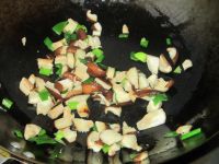 辣椒香菇炒饭的做法步骤5