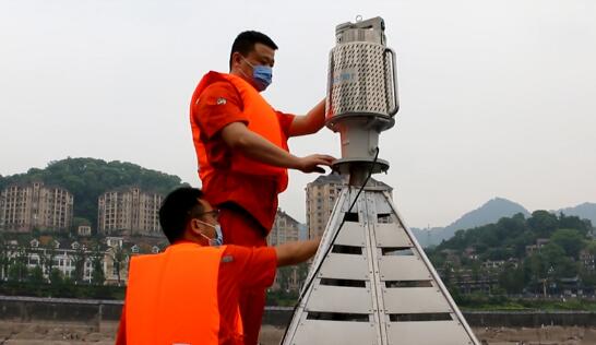 长江重庆段水位刷新9年来最低值 航道局多措举水位航道畅通