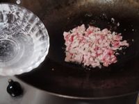 肉粒炒饭的做法步骤9
