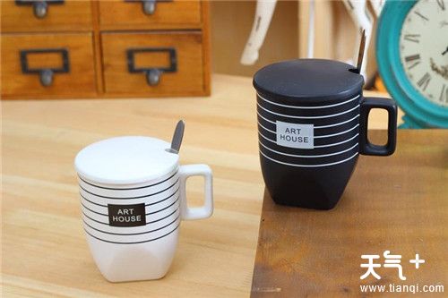 水杯盖子拧不开怎么办 打开杯盖的5个小窍门