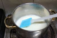 抹茶蜜豆冰淇淋的做法步骤5