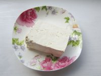 鲶鱼焖豆腐的做法步骤1