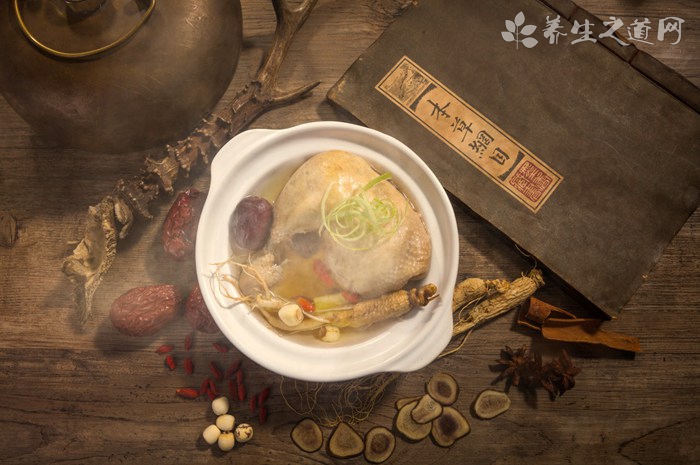 夏季中暑吃什么好