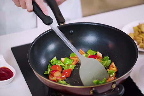 菠萝咕咾肉的做法 家常菠萝咕咾肉做法介绍